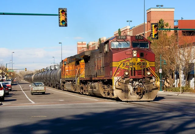 Image of a train crossing a railroad crossing in Fort Collins